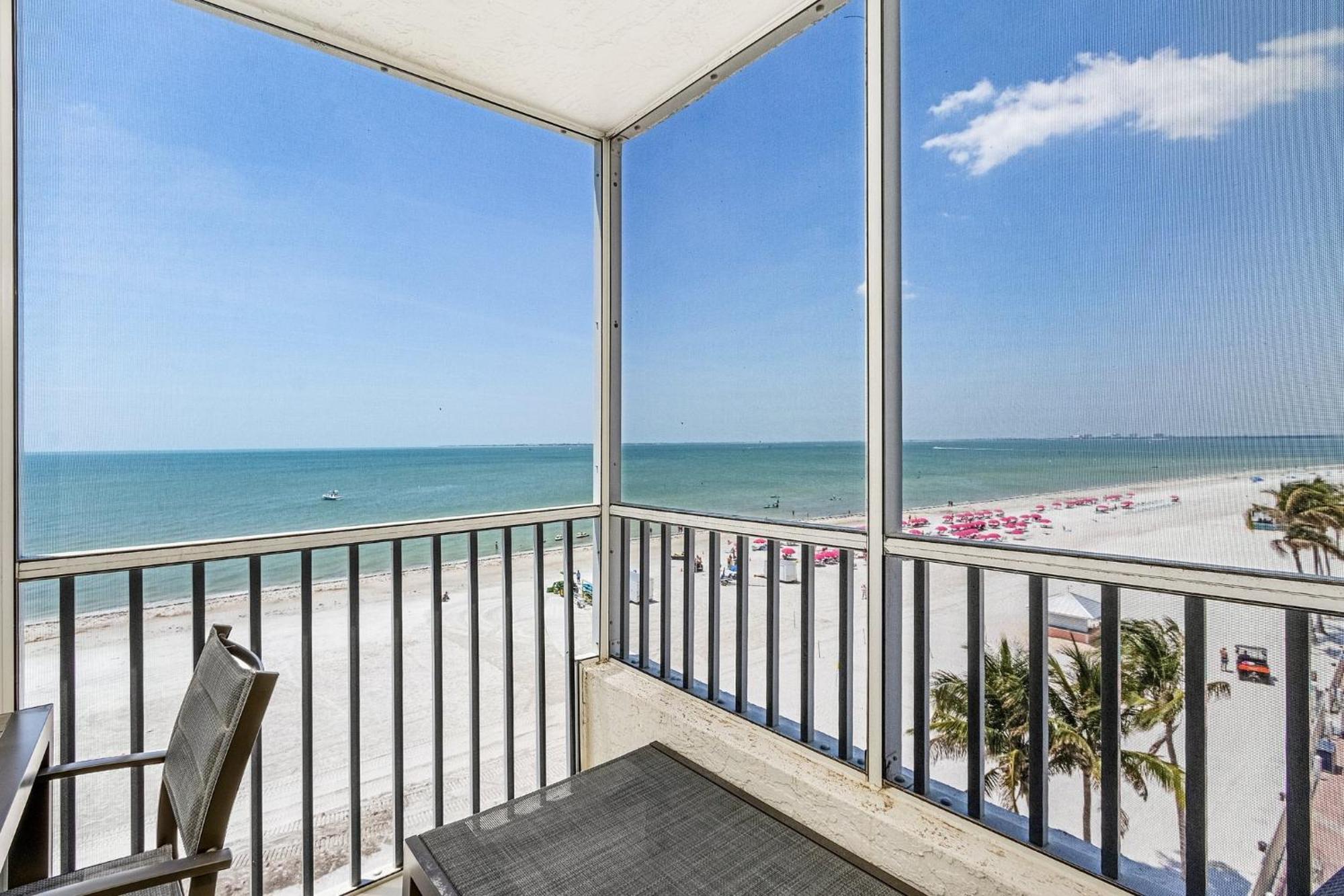 Fantastic Gulf Front Condo On The North End Of The Island - Beach Villas # 504 Condo Fort Myers Beach Εξωτερικό φωτογραφία